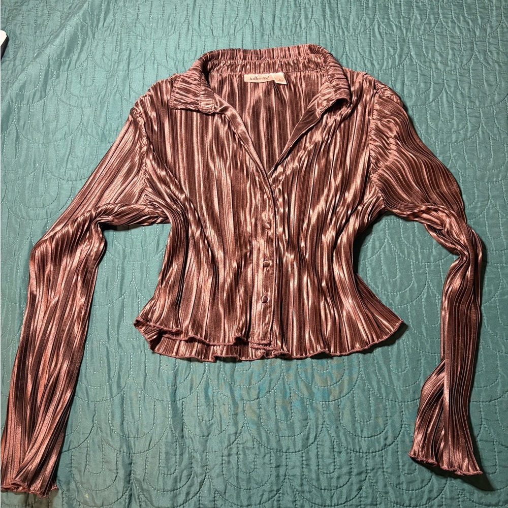 Metallic Rose Pleated Button-Down Shirt